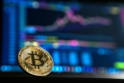 Tesla e Blockstream constroem instalação para mineração de Bitcoin movida a energia solar e bateria
