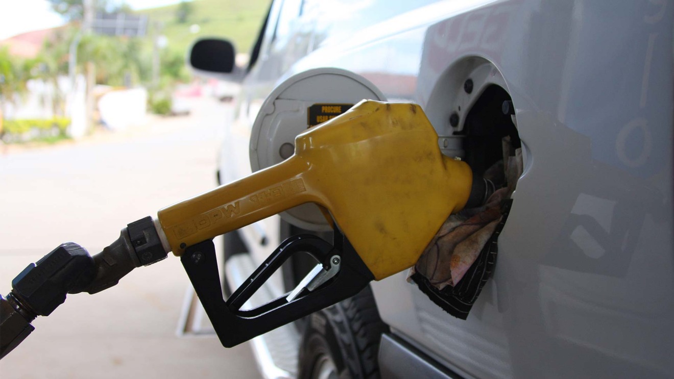 Reajuste anunciado pela Petrobras é a primeira alteração dos preços de gasolina desde julho de 2024.