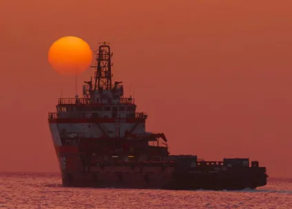 Navio petroleiro. Projeções de crescimento da demanda são reajustadas para baixo com tarifaço de Trump | Foto: Pexels